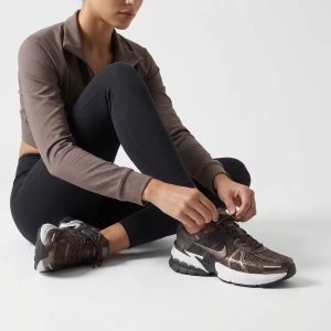کتونی زنانه نایک V2K Run قهوهای (ho) کد (nx)SH106