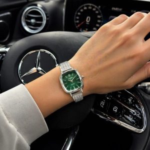 ساعت زنانه کاسیو صفحه مربع سبز بند حصیری (E) کد W007 (p1)