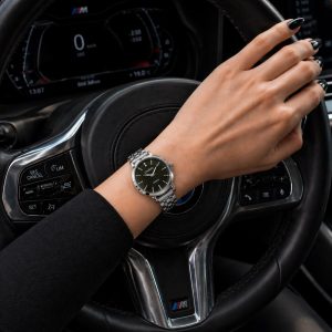 ساعت زنانه کاسیو صفحه گرد سبز زیتونی بند استیل (E) کد W010 (nx)