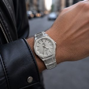 ساعت مردانه کاسیو Edifice بند استیل صفحه نقرهای (E) کد W120 (nx)