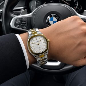 ساعت مچی مردانه کاونت بند فلزی نقره ای-طلایی صفحه سفید (zz) کد W1230(p)