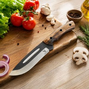 چاقو سفری تیغه فولاد فنر و دسته چوب گردو با قلاف (nx)